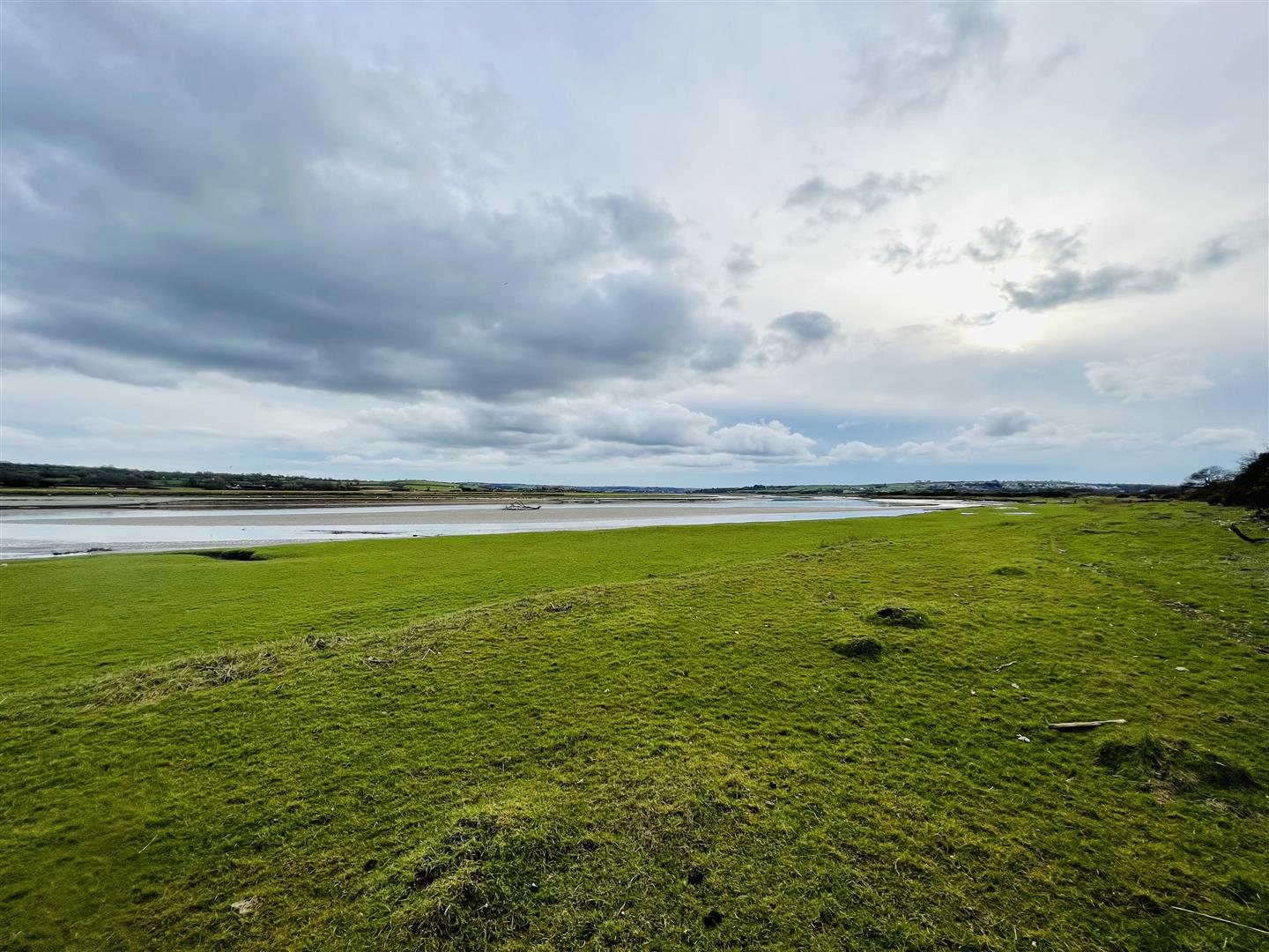 Llangennech, Nr Llanelli BJP Residential